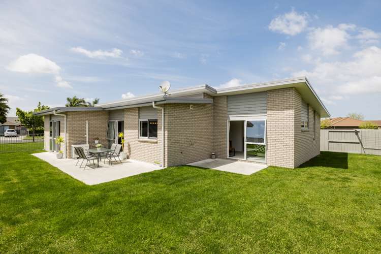 69 Aquila Crescent Rototuna North_2