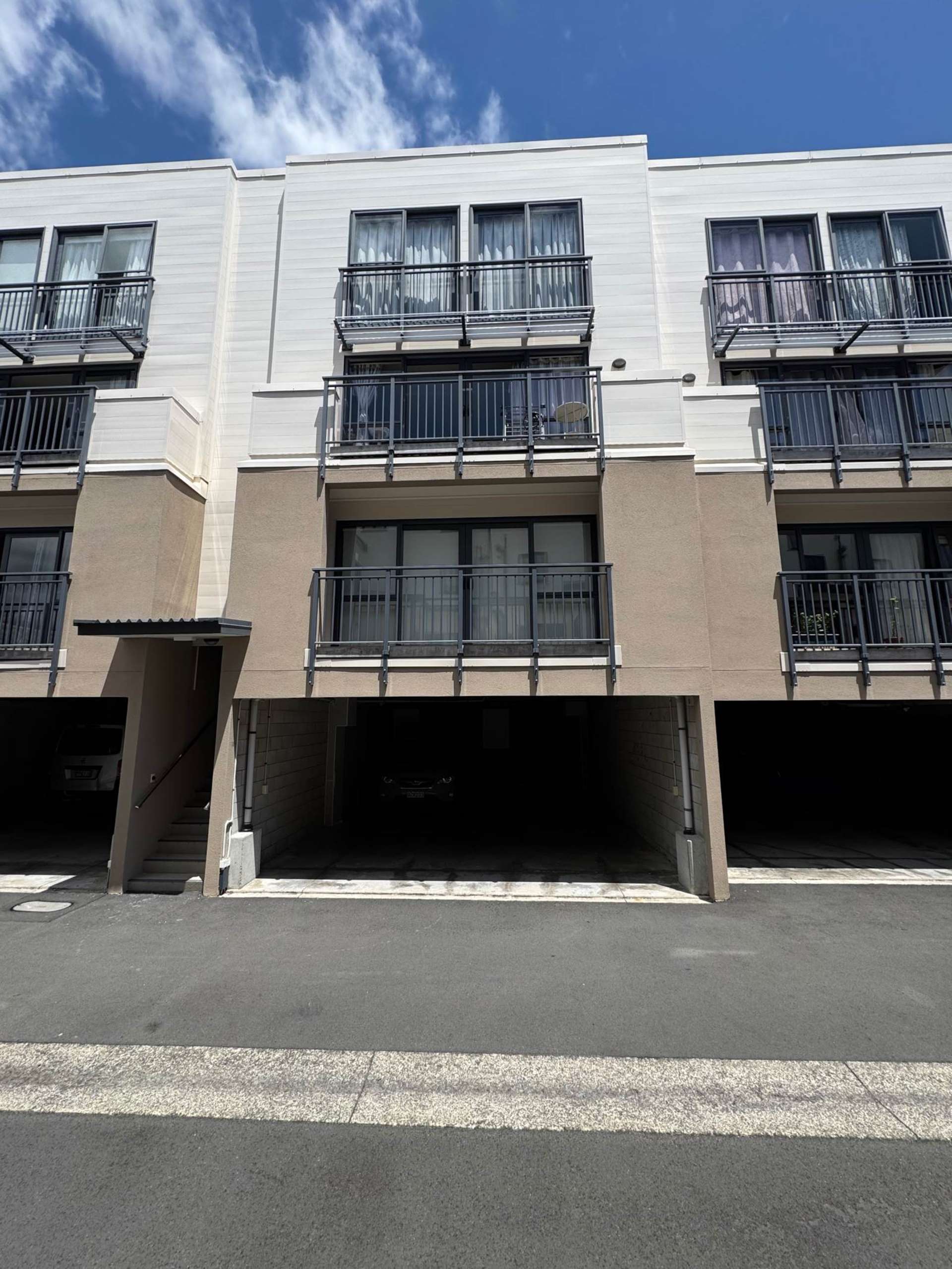 17/22 Normanby Road Mt Eden_0