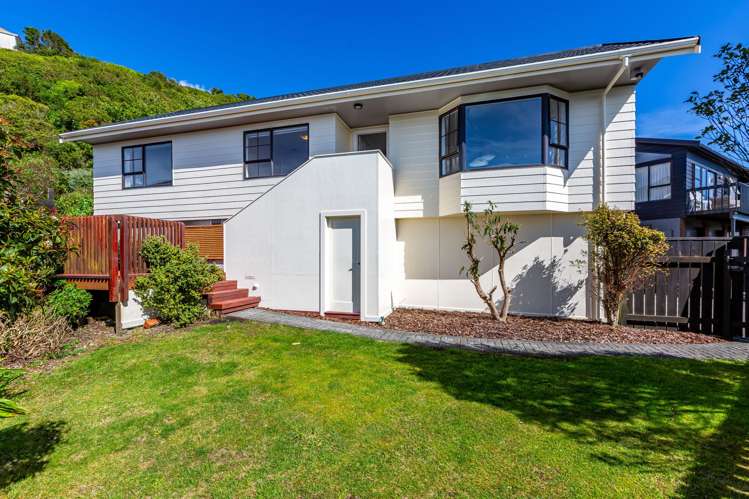 37 Nalanda Crescent_0