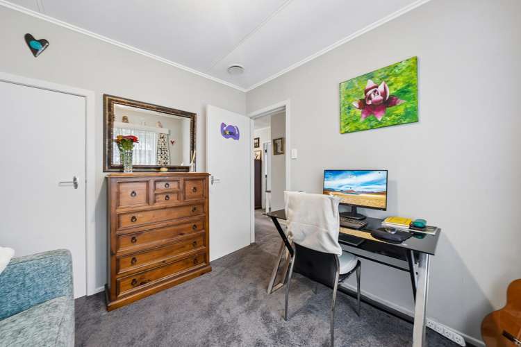 23 Castlerea Street Wainuiomata_15