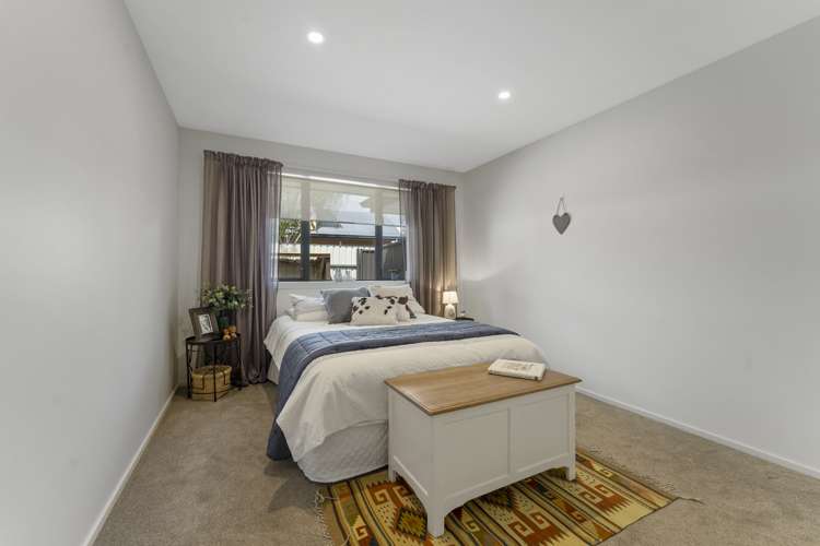 1 Albert Drive Clyde_18