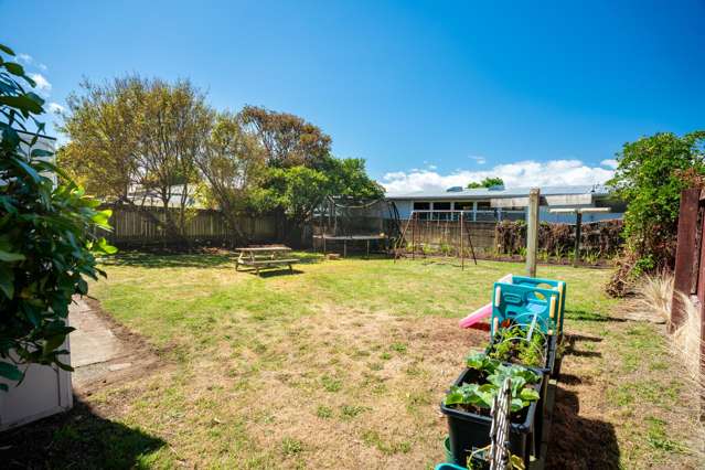 87 Queens Drive Lyall Bay_2