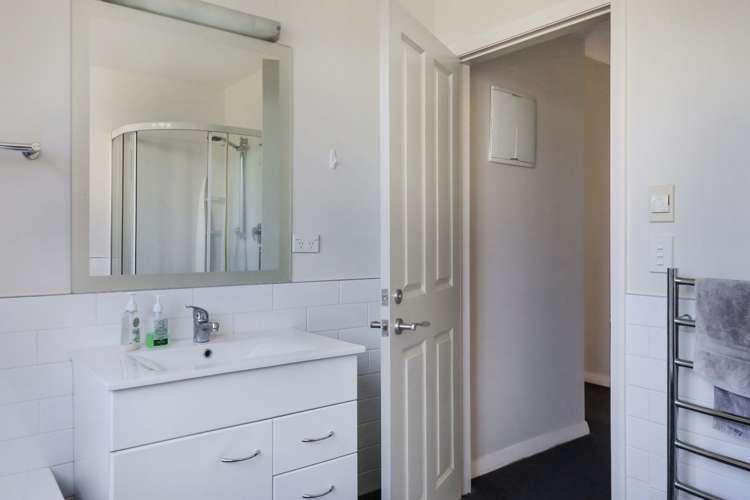 8 Lewer Street Karori_8