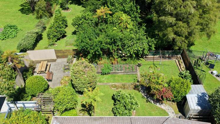 30 Sunbelt Crescent_2