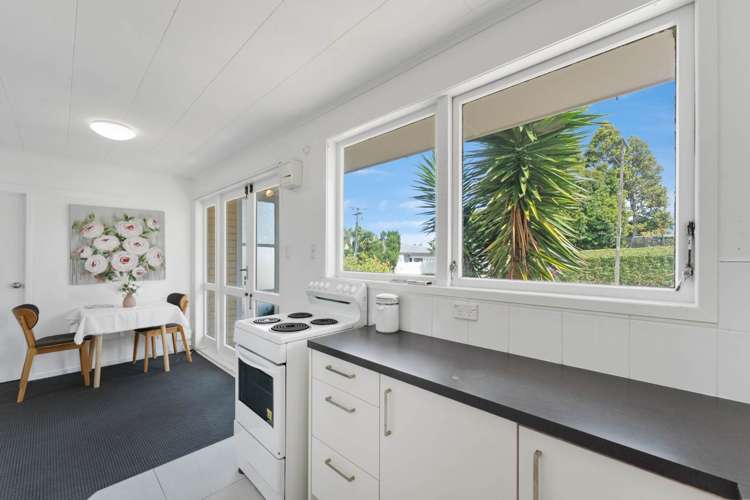 32 Hardington Street Onehunga_10