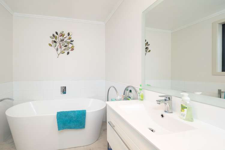 10 Woodham Drive Allenton_23