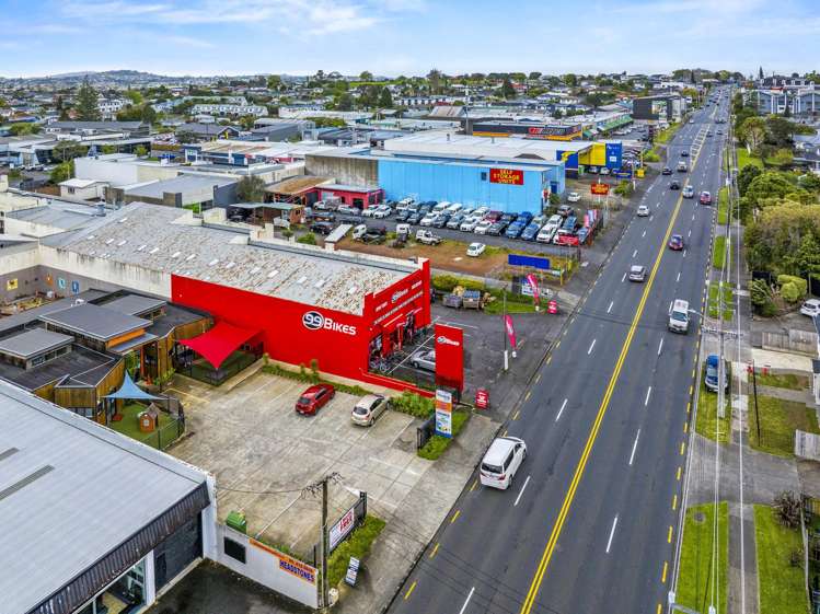 4099A Great North Road Kelston_15