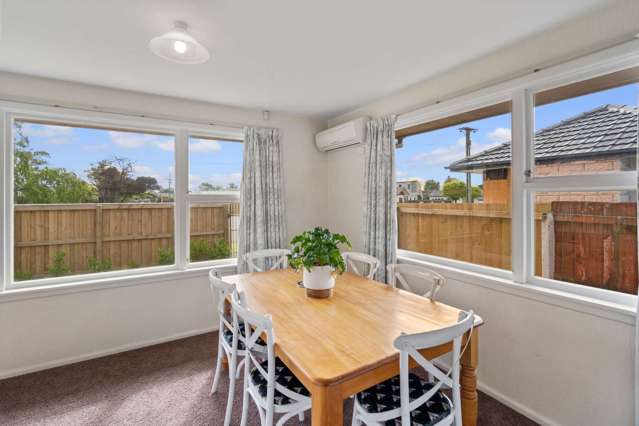 39 Lake Terrace Road Burwood_4