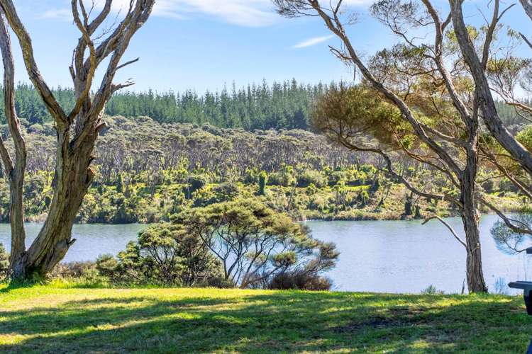 541 Wilson Road South Head_18