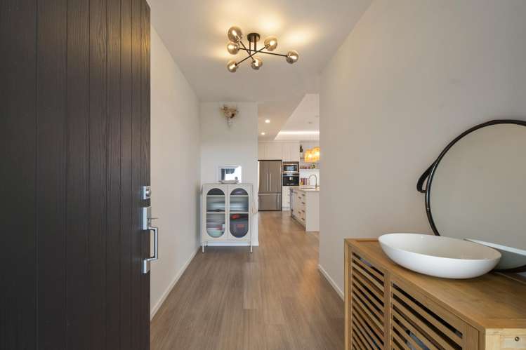 63 Atlantic Drive Fitzherbert_7