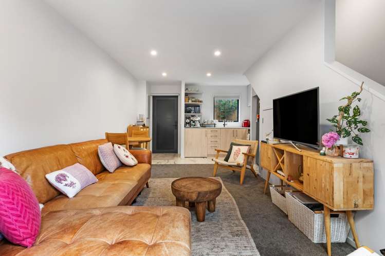 10/10 Yeovil Road Te Atatu Peninsula_8