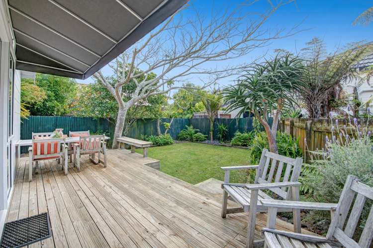 16 Ross Crescent Orewa_3