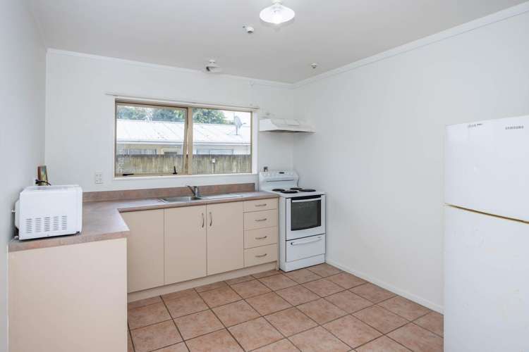 5A Inverness Avenue Hamilton East_8