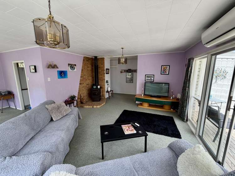 217 West Parkdale Street Tokoroa_8