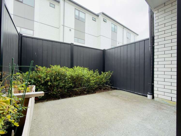 9/1 Myrtle Street Hutt Central_4