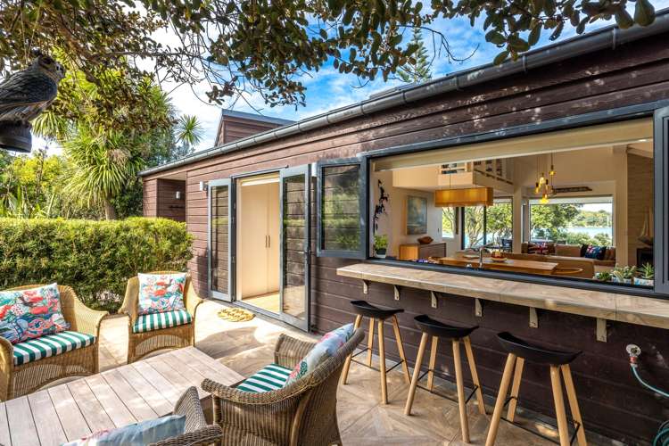 14 Esslin Road Surfdale_3