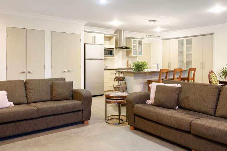 10 Coles Cove Papamoa_6