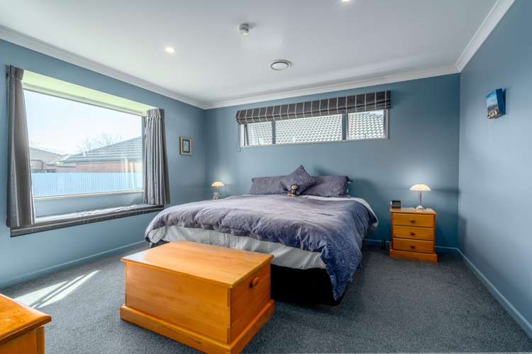 2 Mullion Lane Burwood_9