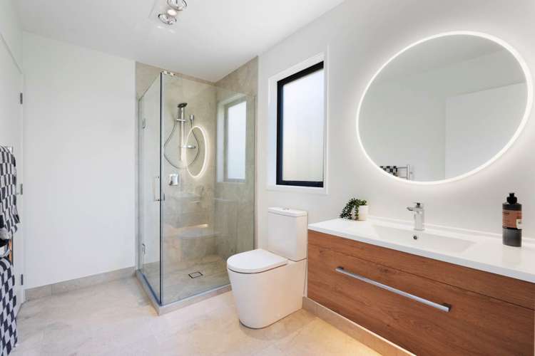 6 Pakirikiri Street Long Bay_24