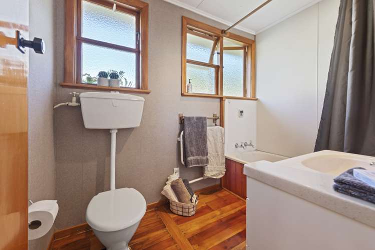 9 Somerset Crescent Tapanui_11