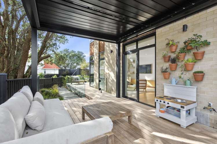 45b Hudson Bay Road Hobsonville_9