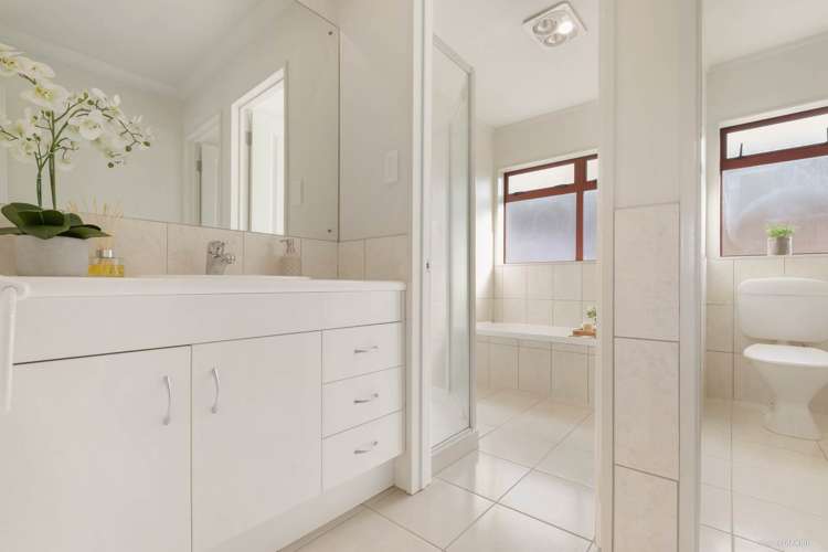 1 Les Fisher Place Pukekohe_11