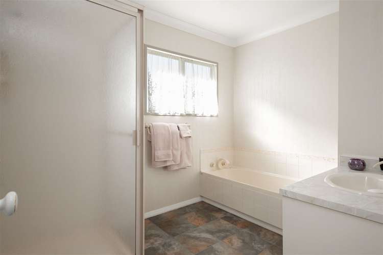 330 Greenhill Drive Te Awamutu_13