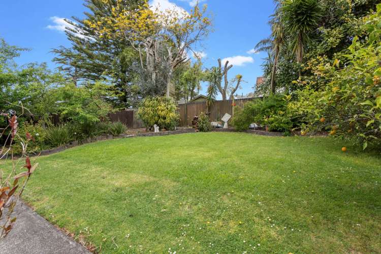 9 Alwyn Avenue Te Atatu South_20