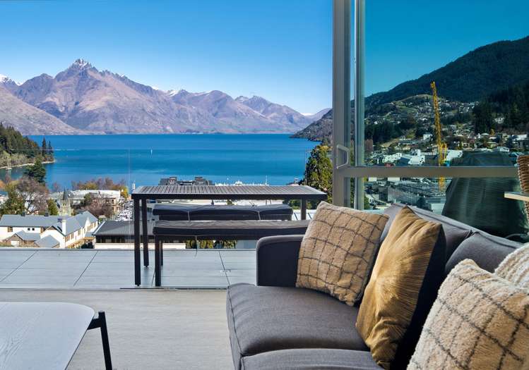 14/60 Hallenstein Street Queenstown_1
