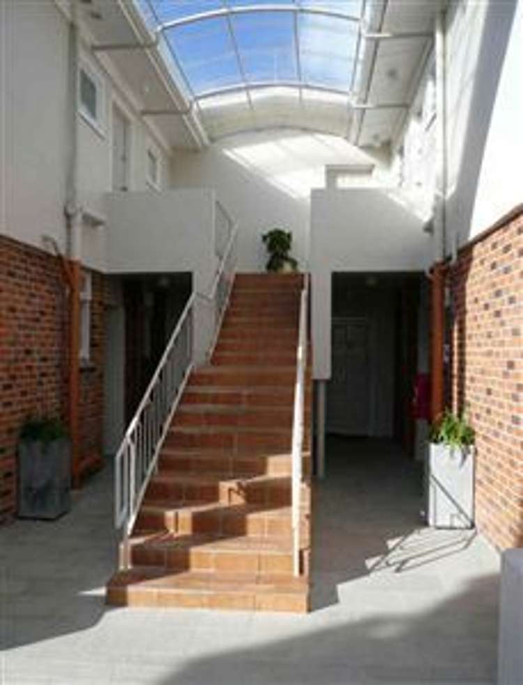 3/241 Hurstmere Road Takapuna_1