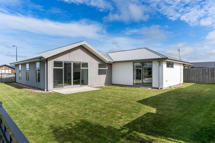 99 Ridgeway Avenue Rolleston_1