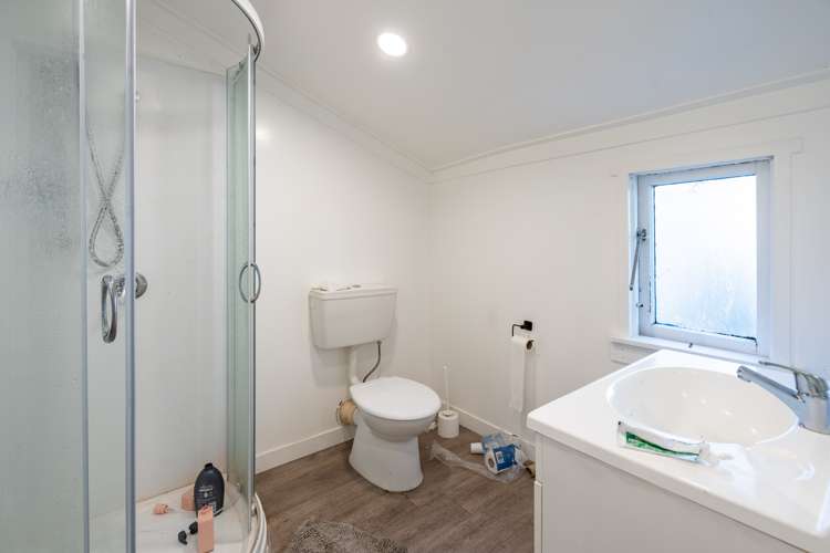 9 Duke Street North Dunedin_8