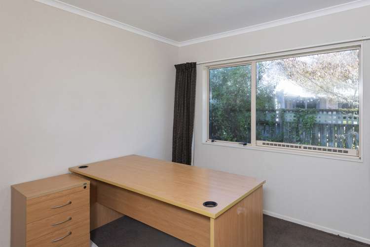 1 Island Road Whataupoko_15