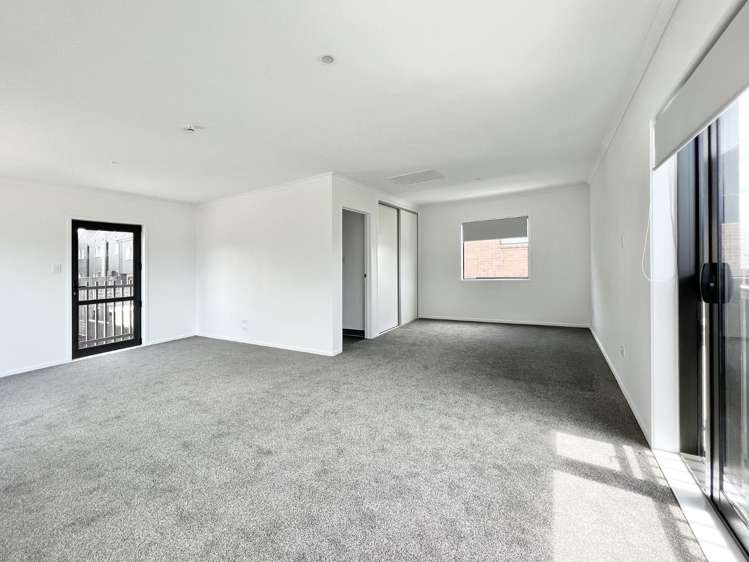 64 Nugget Ave Hobsonville_21