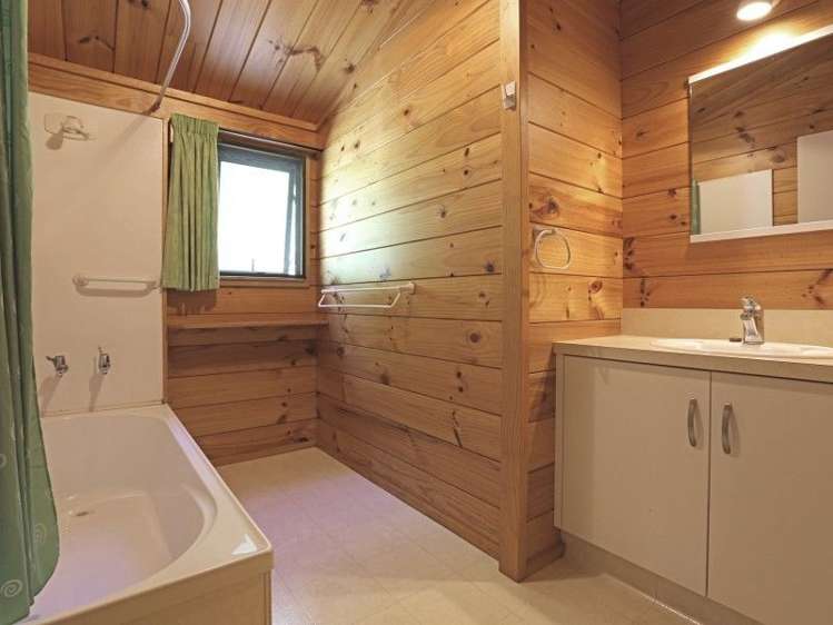 39 Hetley Crescent Taradale_8