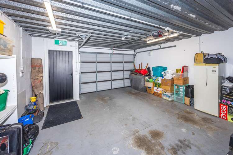 1/8 Venna Fry Lane Huntly_13
