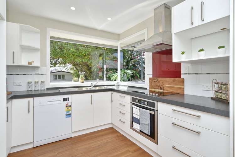 910 Avonside Drive Avondale_10