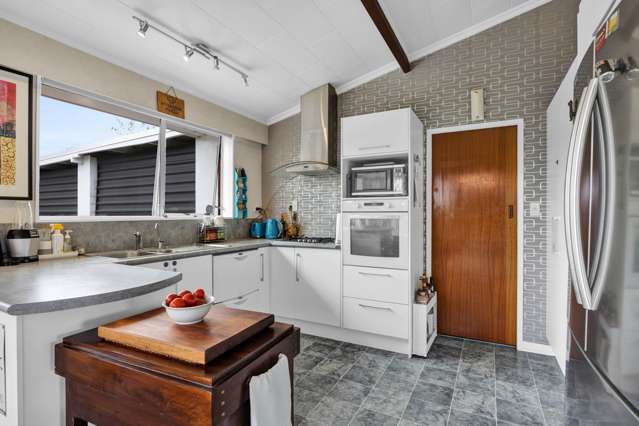 26 High Street East Waitara_3