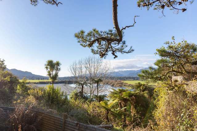 217 Omoto Road Greymouth_2