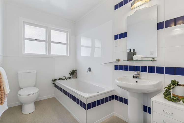 1/206 Rangatira Road Beach Haven_13