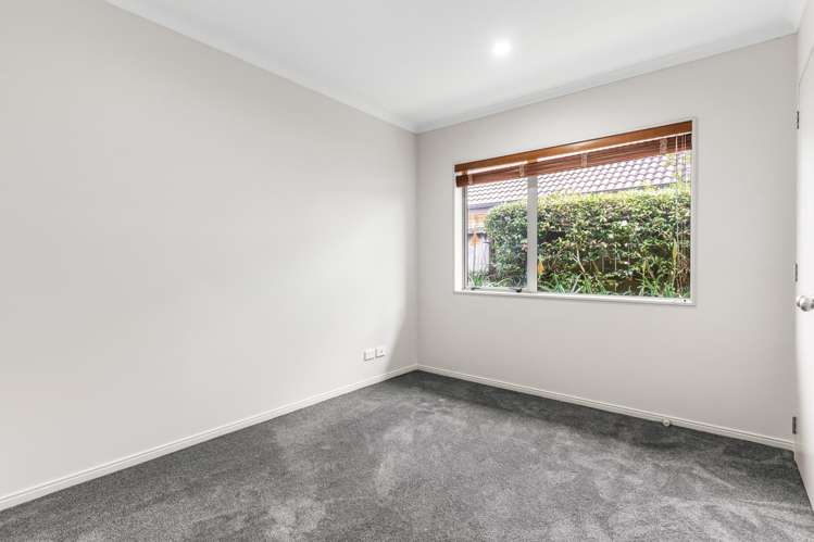 11 Blackwood Drive Wattle Downs_11
