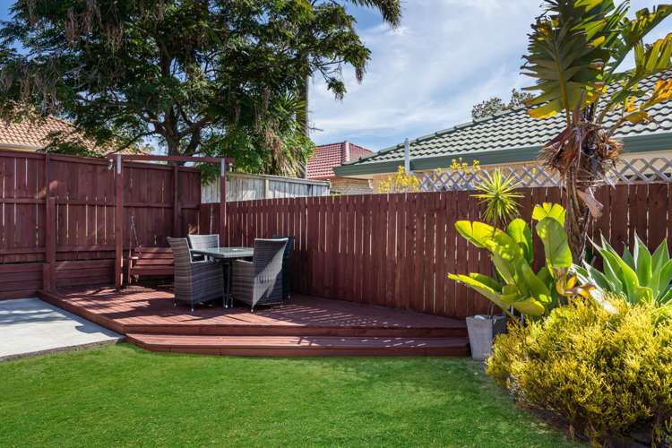 27 Newbliss Crescent East Tamaki Heights_21