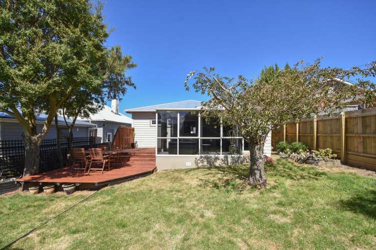 20 Nottingham Crescent Calton Hill_16