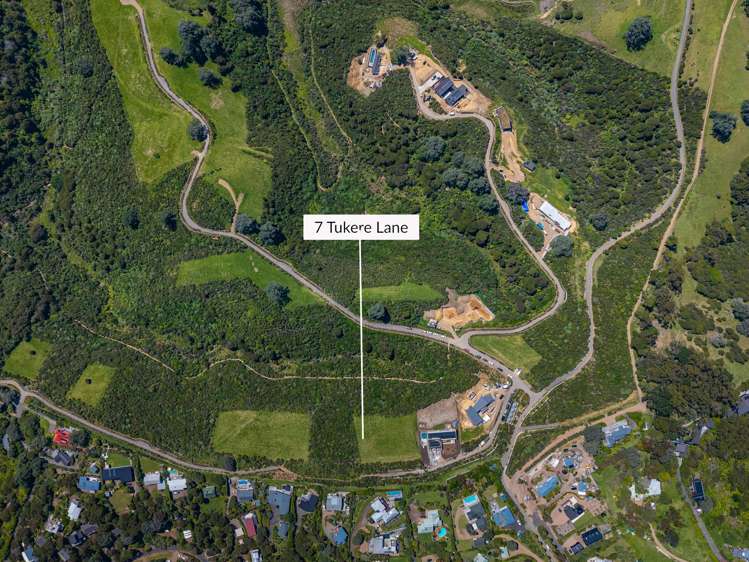 7 Tukere Lane Onetangi_13