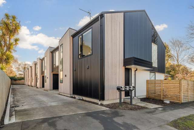 City-Fringe Start with Investment Appeal