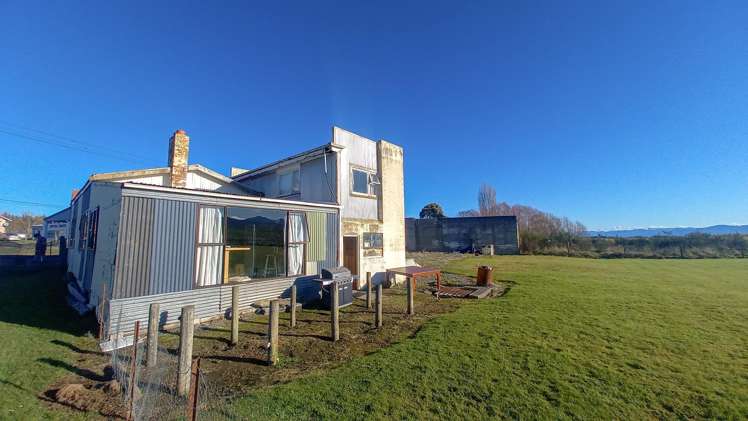 84 and 86 Birchwood Road_0