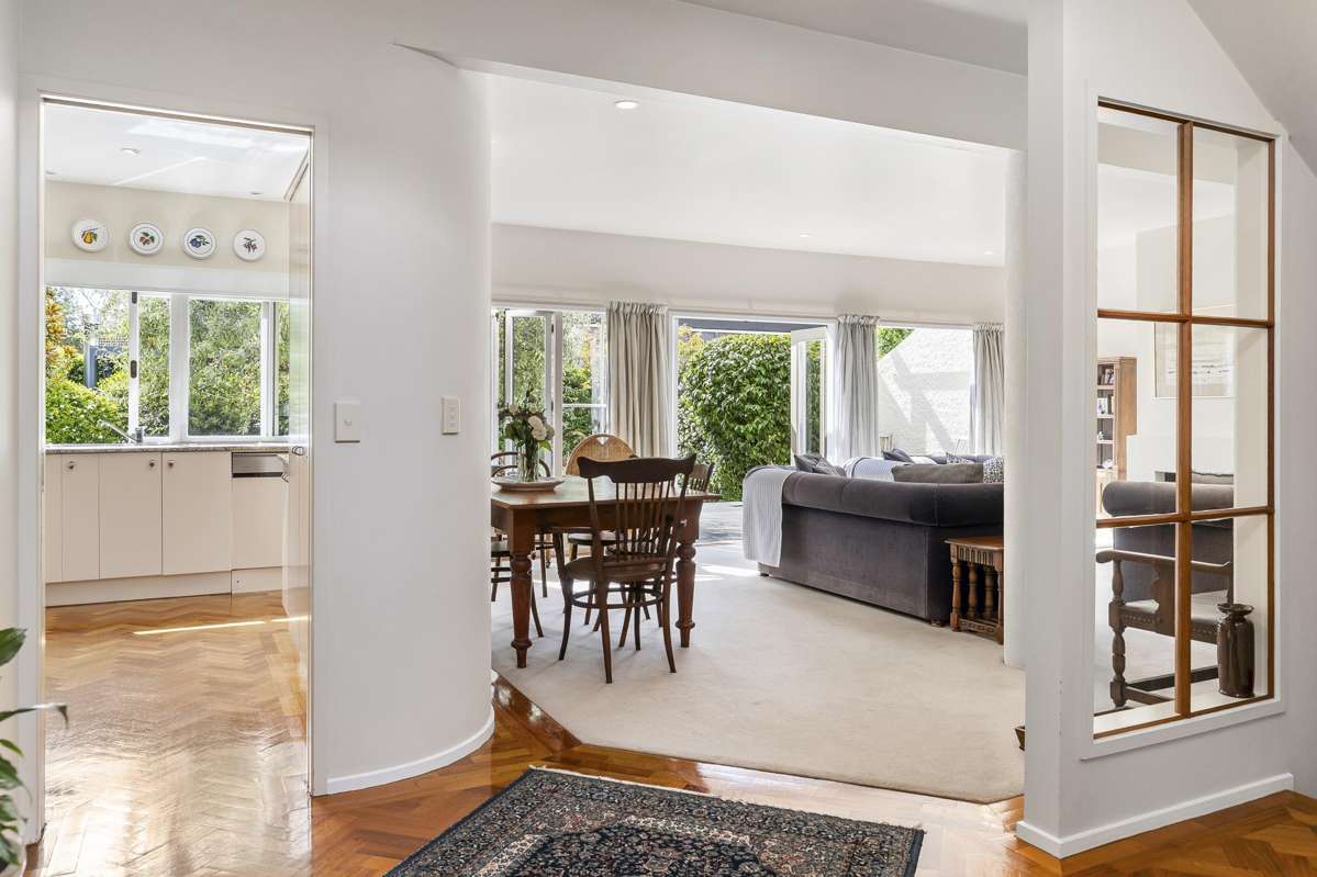 3/84 Gladstone Road_3