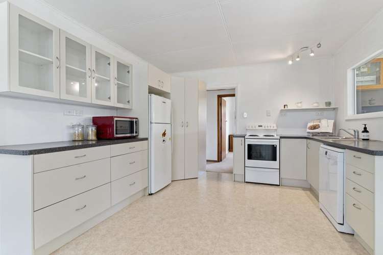 13 Hilton Road_5