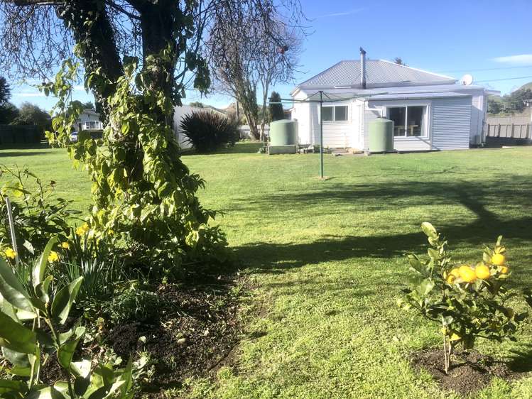 11 Saint Clair Street Takapau_12