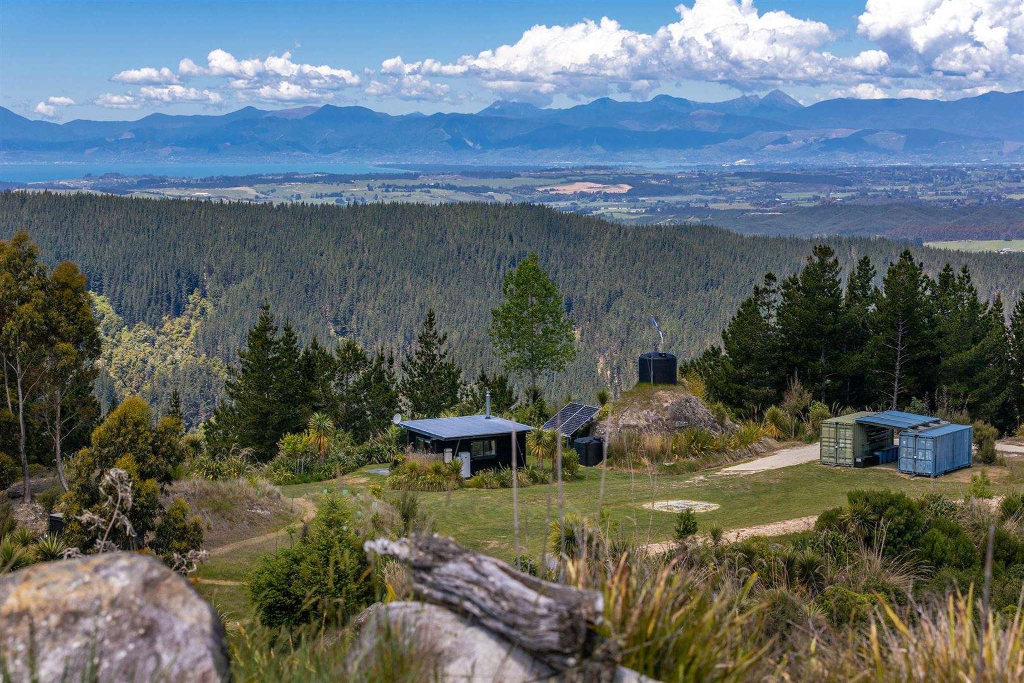 Aucklanders buy Nelson mountain sight unseen for $1.63m